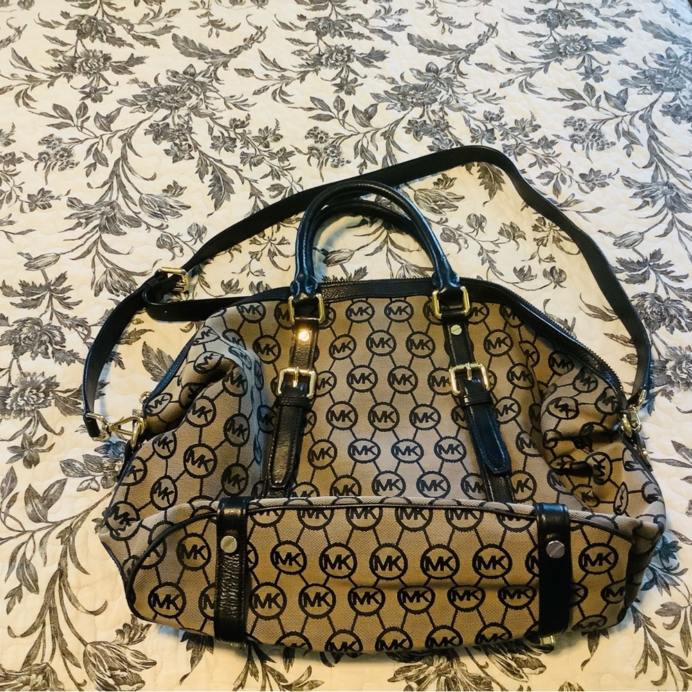 Michael Kors satchel